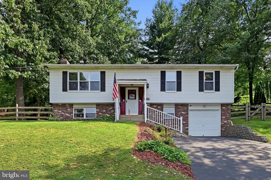 1024 Oak St, Coatesville, PA 19320 - #2