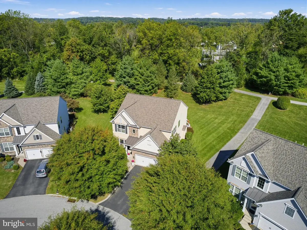 629 Empire Dr, Downingtown, PA 19335 - #1