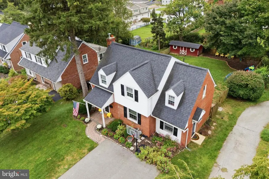 32 Moreland Rd, Paoli, PA 19301 - #3
