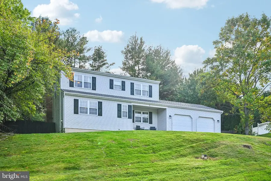 36 Lamberts Ln, Coatesville, PA 19320 - #2