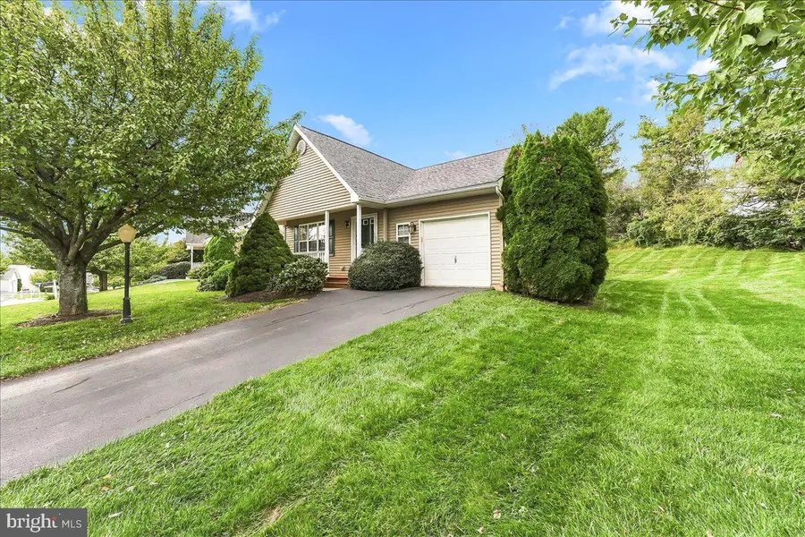 710 W Glenview Dr, West Grove, PA 19390 - #2