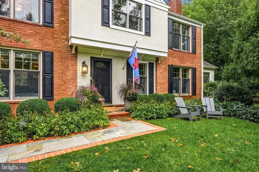 393 Colket Ln, Wayne, PA 19087 - #2