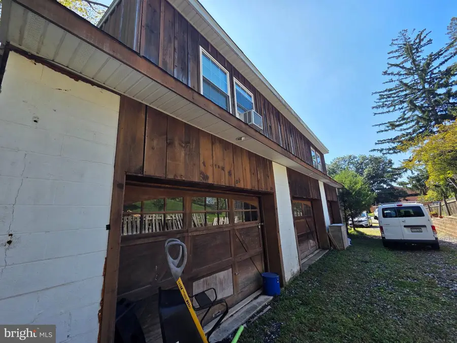 153 E Pothouse Rd E, Phoenixville, PA 19460 - #2