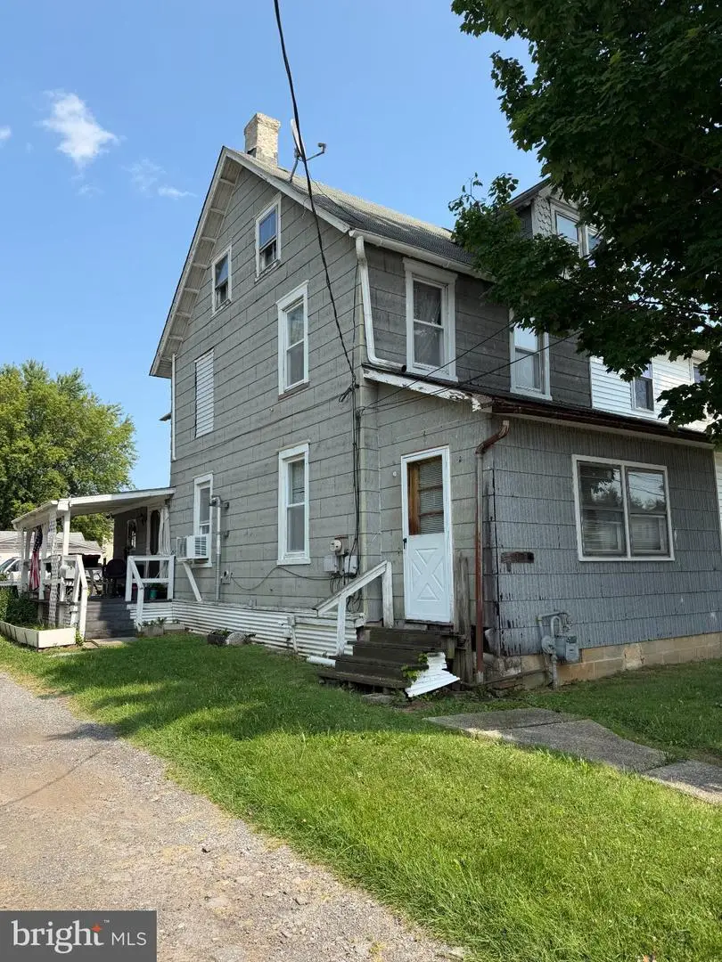 317 Nottingham Ave, Oxford, PA 19363 - #1