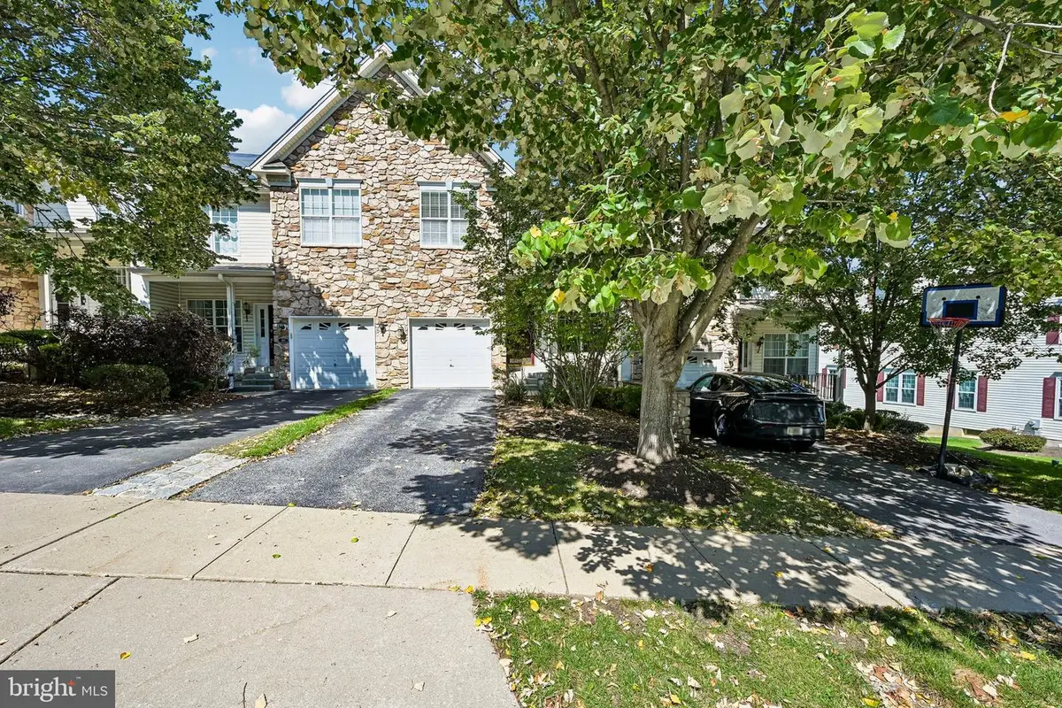183 Fringetree Dr, West Chester, PA 19380 - #1