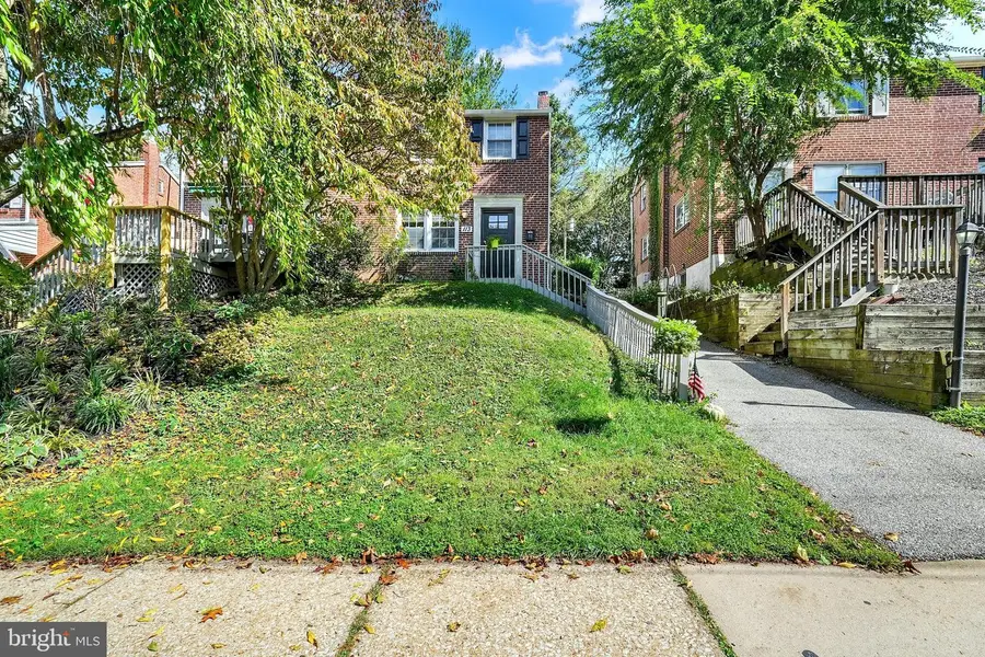 113 N Bradford Ave, West Chester, PA 19382 - #2