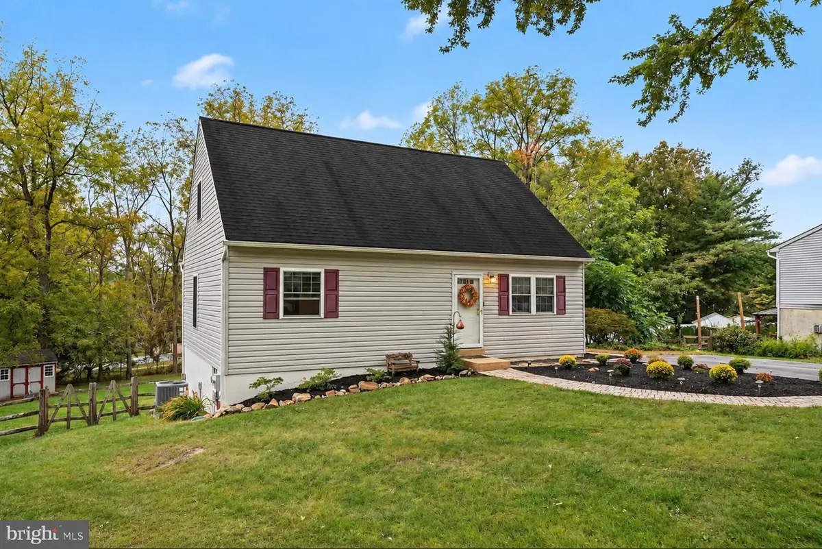 12 Glenview Ln, Downingtown, PA 19335 - #1