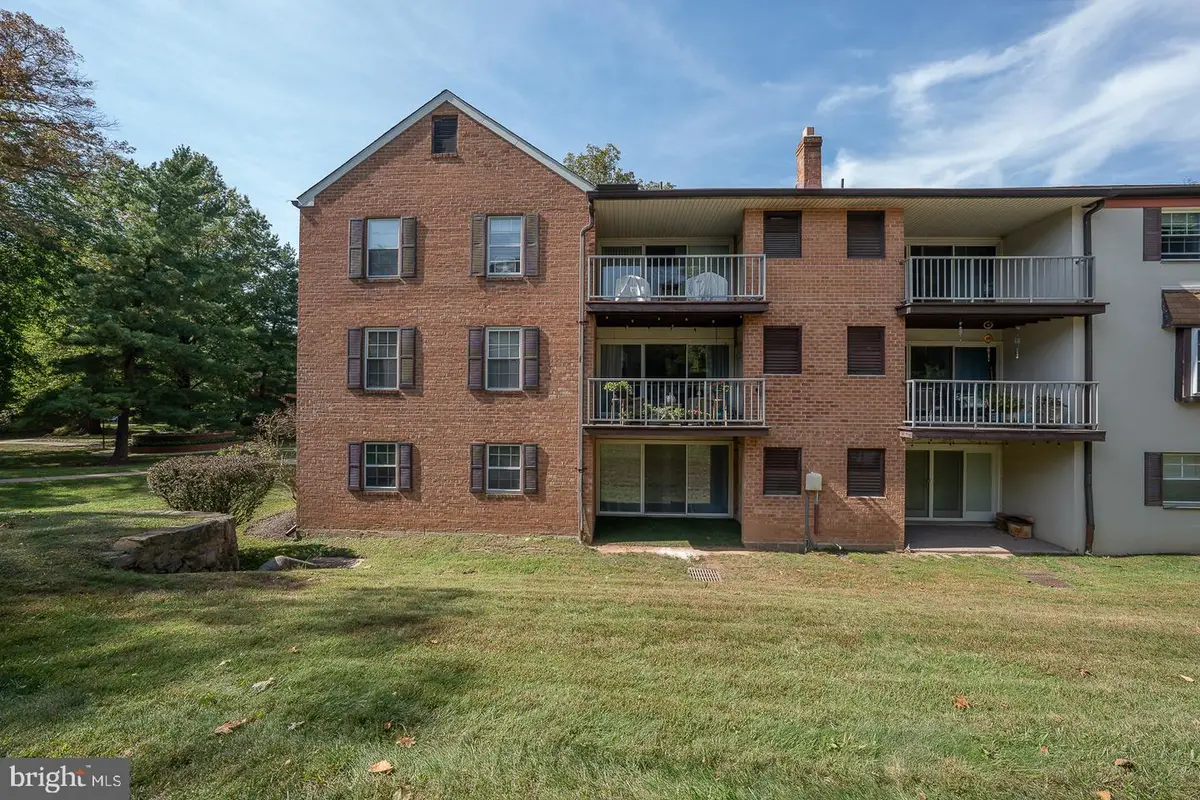 71 Drummers Ln, Wayne, PA 19087 - #1
