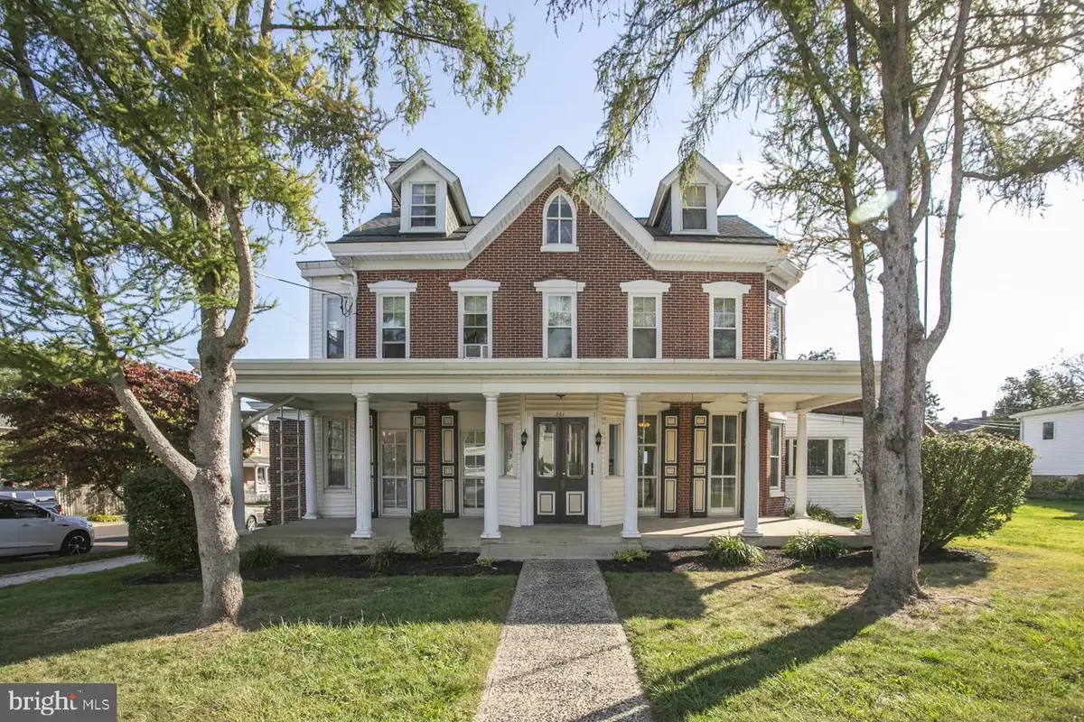 501 Gay St, Phoenixville, PA 19460 - #1