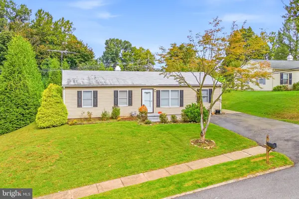32 Chartwell Rd, WEST GROVE, PA 19390