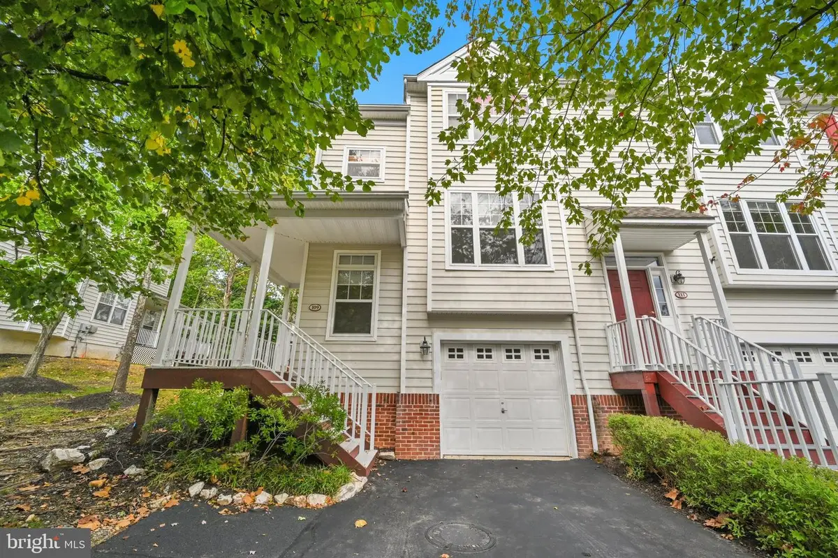 109 Stratford Ct, Malvern, PA 19355 - #1