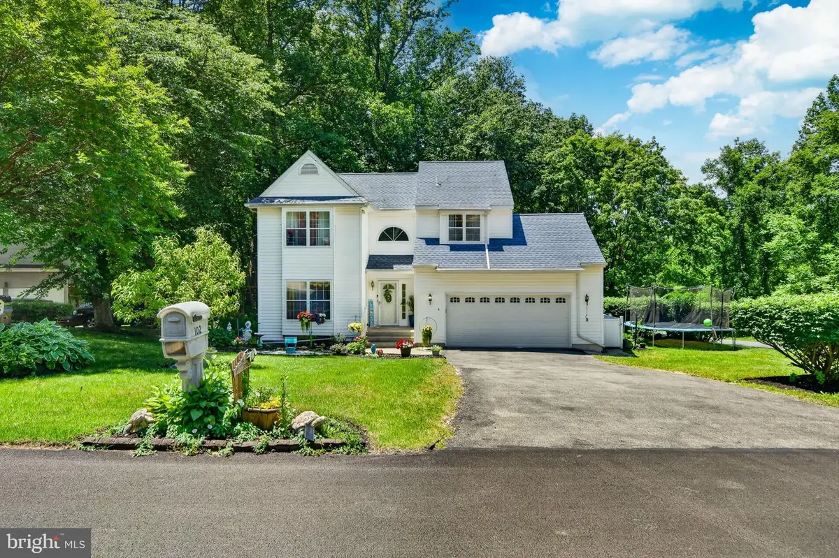102 Valley View Dr, Coatesville, PA 19320 - #1