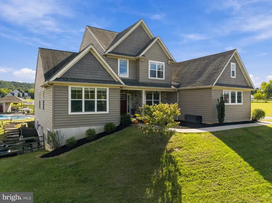 620 Pughtown Rd, Spring City, PA 19475 - #2