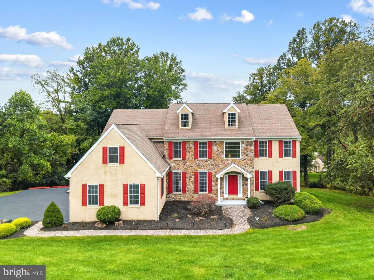 904 Victoria Ct, Downingtown, PA 19335 - #1