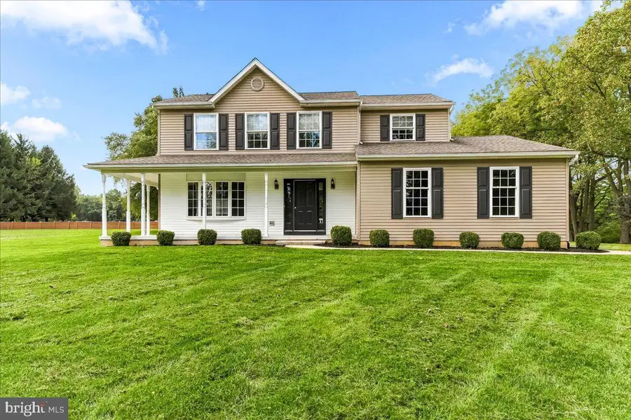 359 Woodcrest Rd, West Grove, PA 19390 - #2