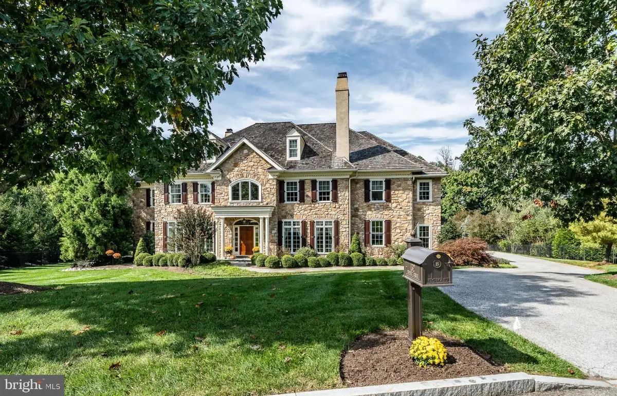 132 Waverly Cir, Phoenixville, PA 19460 - #1