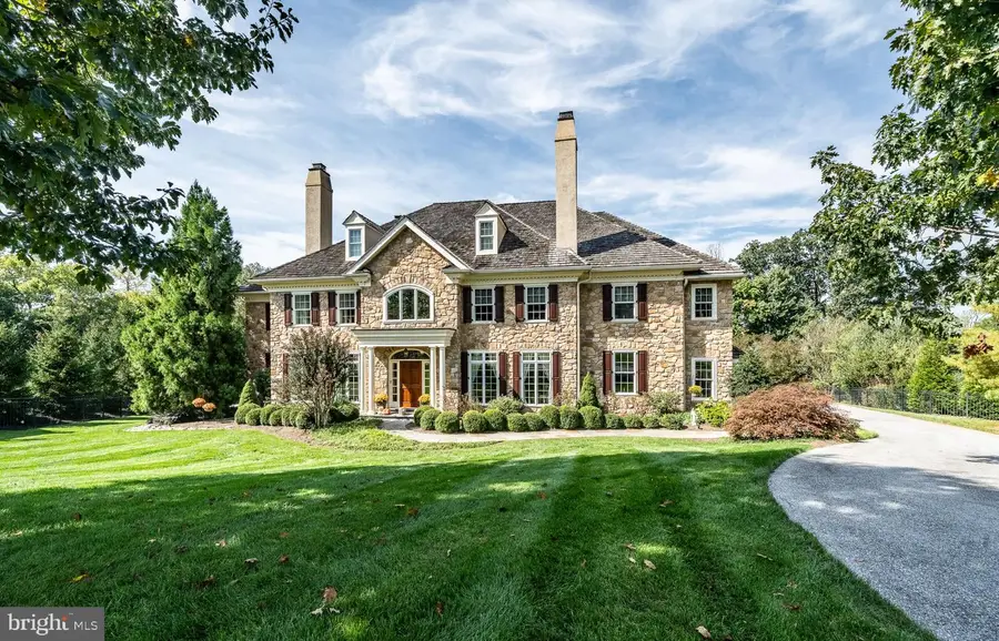 132 Waverly Cir, Phoenixville, PA 19460 - #2