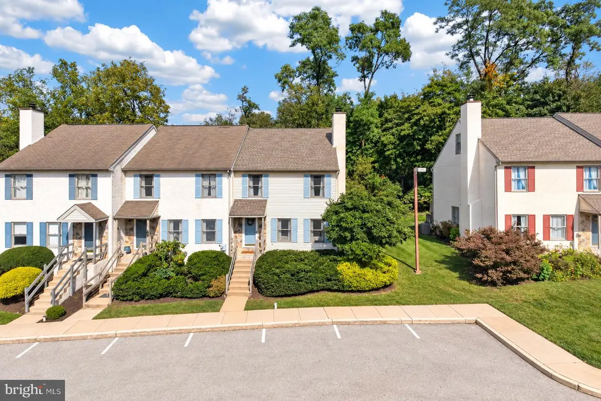531 Pickering Station Dr, Chester Springs, PA 19425 - #1