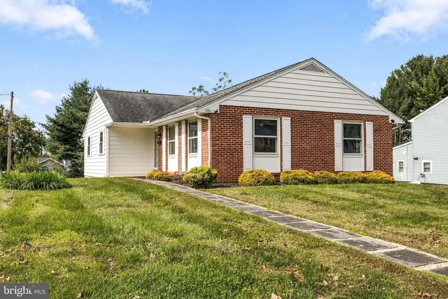 720 S Washington St, Kennett Square, PA 19348 - #2