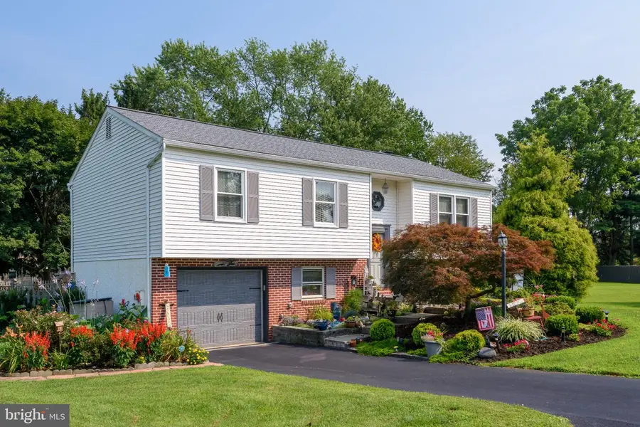 112 Clearfield Ln, Coatesville, PA 19320 - #3