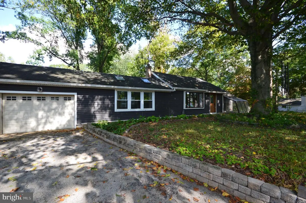 435 N 5 Points Rd, West Chester, PA 19380 - #1