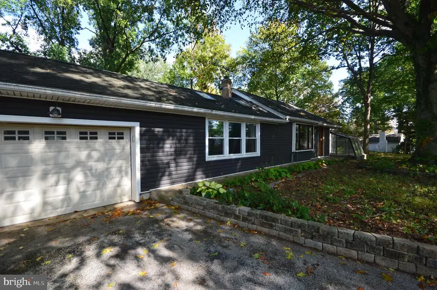 435 N 5 Points Rd, West Chester, PA 19380 - #2