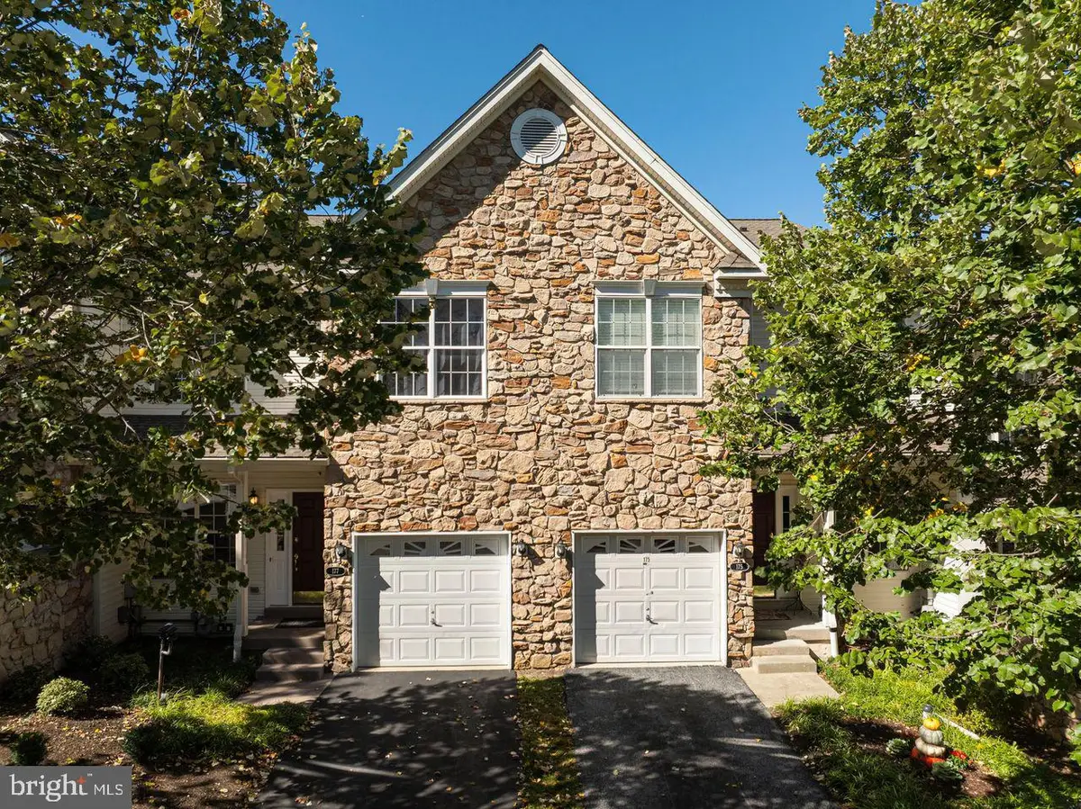 177 Fringetree Dr, West Chester, PA 19380 - #1