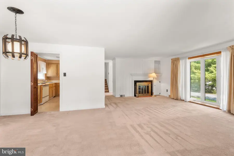 6 Cobblestone Dr, Paoli, PA 19301 - #3
