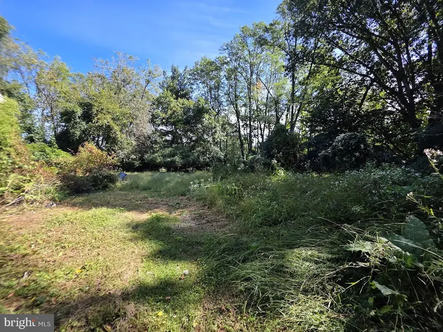 907 Springwood Dr, West Chester, PA 19382 - #3