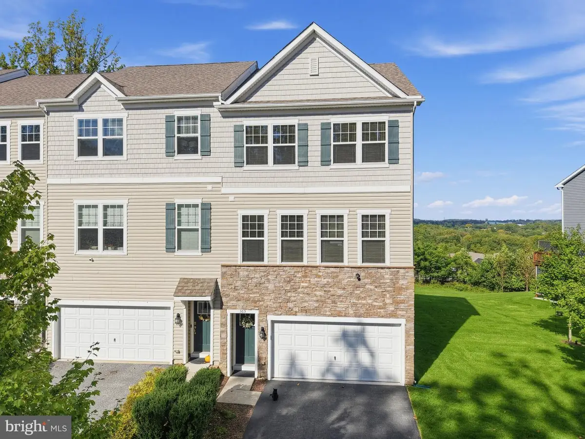365 Dawson Pl, Downingtown, PA 19335 - #1