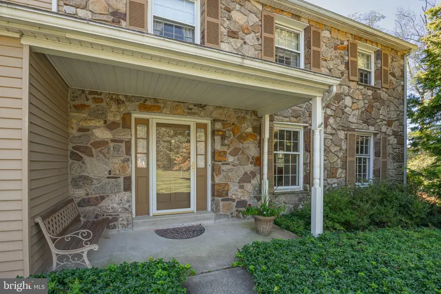 811 Mccomb Ln, Chadds Ford, PA 19317 - #2