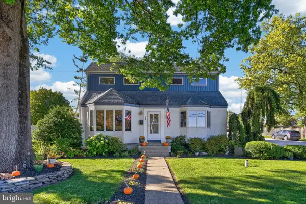 401 Pikeland Ave, SPRING CITY, PA 19475