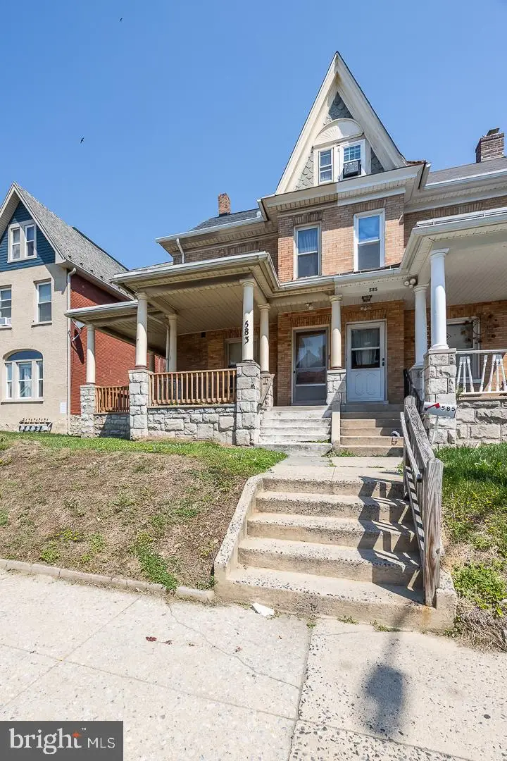 583 E Chestnut St, Coatesville, PA 19320 - #1