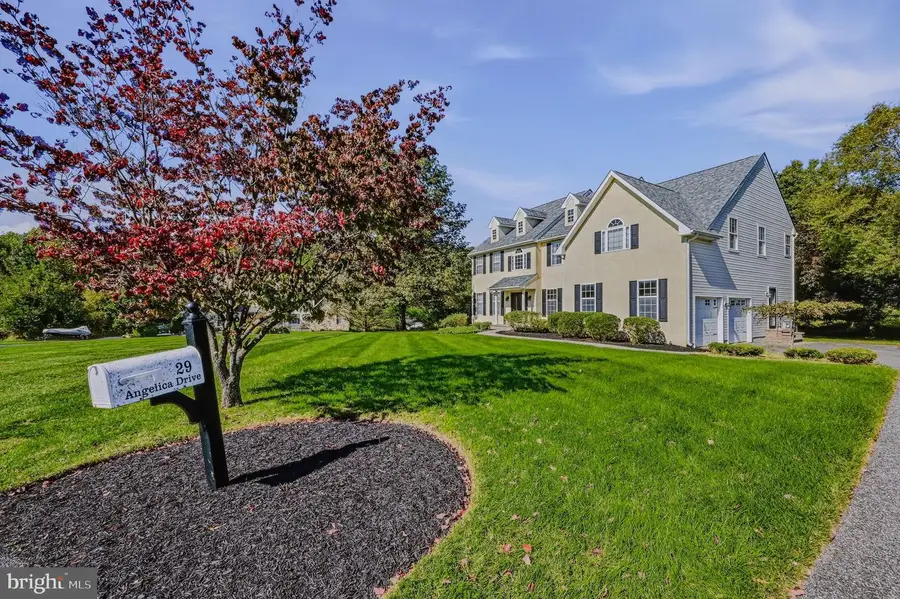 29 Angelica Dr, Avondale, PA 19311 - #2