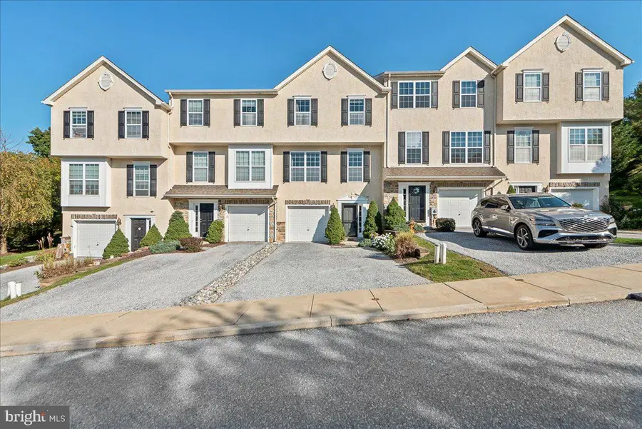 179 Lukens Mill Dr #11, Coatesville, PA 19320 - #2