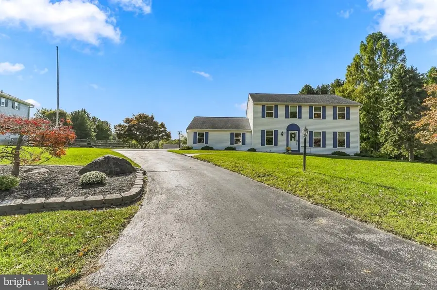 916 Thorne Dr, West Chester, PA 19382 - #3