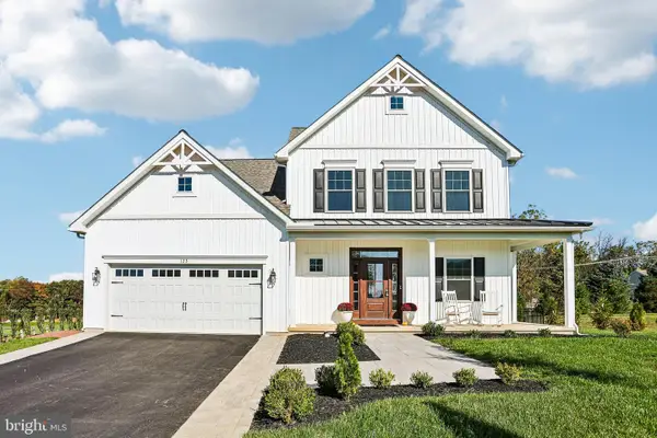 123 Evergreen Dr, OXFORD, PA 19363