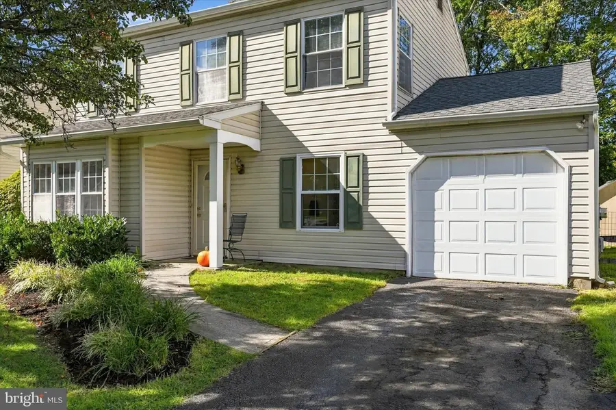 1303 Lawson Ln, Downingtown, PA 19335 - #2