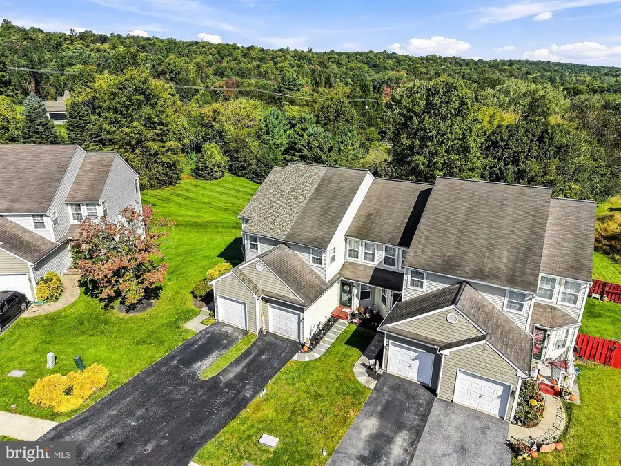 328 Gavin Dr, Coatesville, PA 19320 - #2
