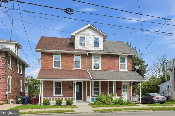 545 Market St, OXFORD, PA 19363