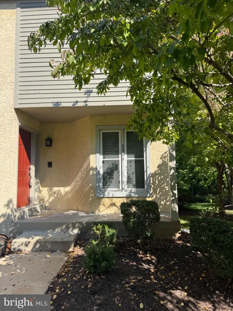 2309 Leeds Ct #2309, West Chester, PA 19382 - #2