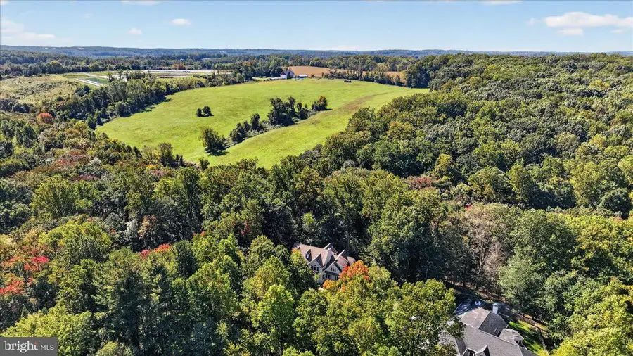 596 Rock Raymond Rd, Downingtown, PA 19335 - #2