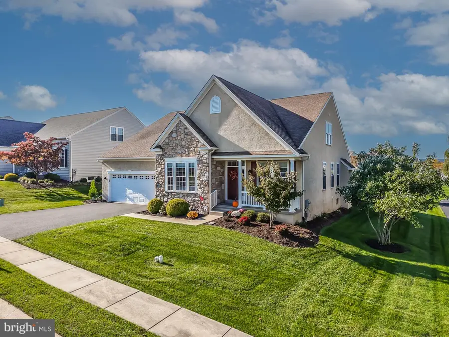 209 Cog Hill Dr, Honey Brook, PA 19344 - #3