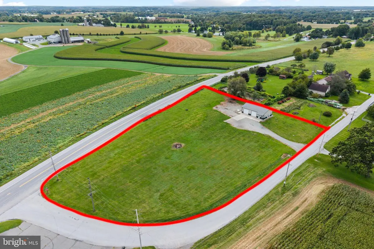 390 Old Limestone Rd, Cochranville, PA 19330 - #1