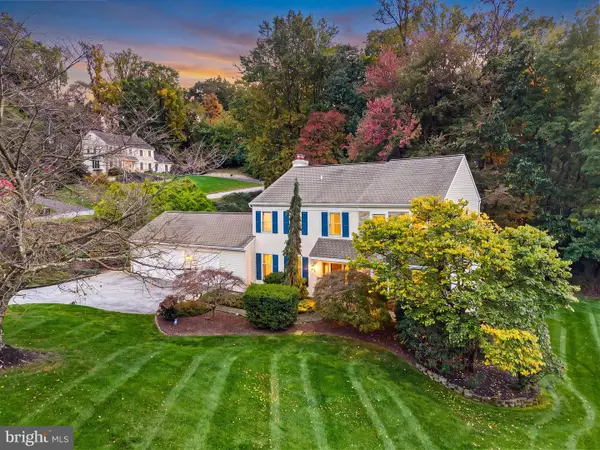 6 Oak Glen Dr, MALVERN, PA 19355