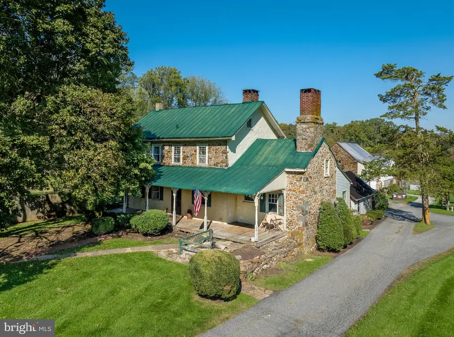 2543 Ridge Rd, Elverson, PA 19520 - #2