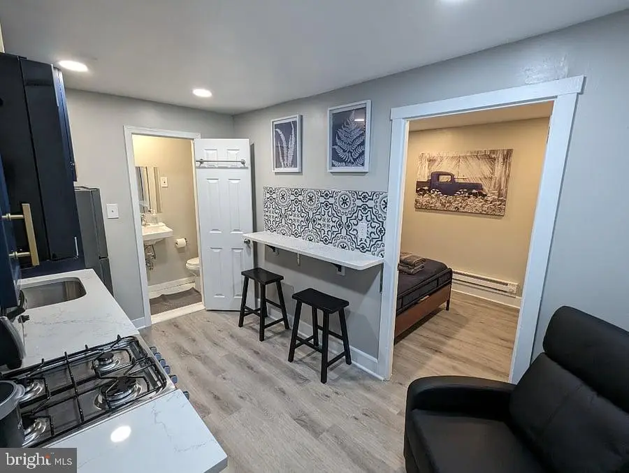 198 Franklin Ave, Phoenixville, PA 19460 - #3