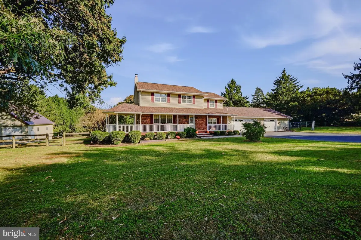 590 Walter Rd, Cochranville, PA 19330 - #1