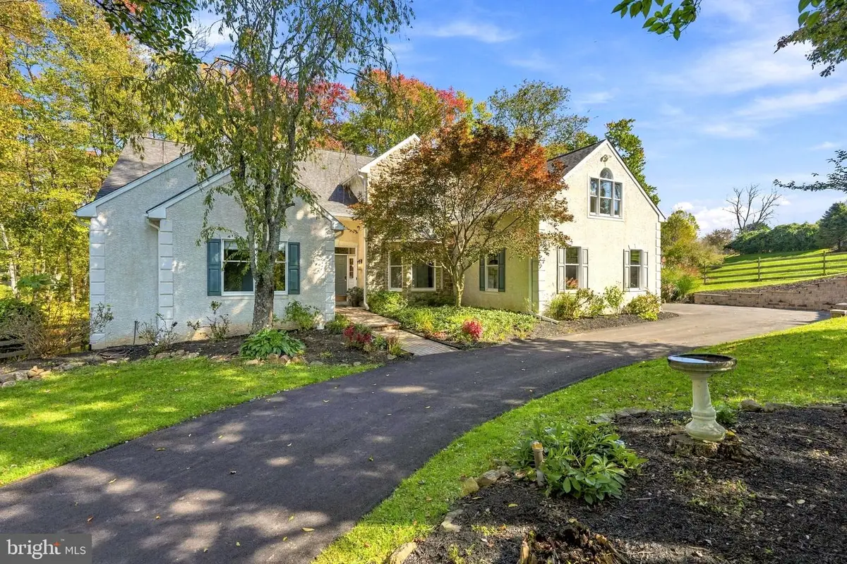 335 Ridley Creek Ln, West Chester, PA 19380 - #1