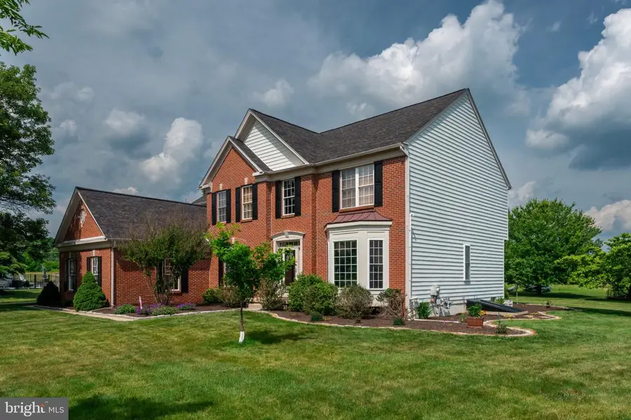 37 Saddlebrook Ln, Phoenixville, PA 19460 - #2